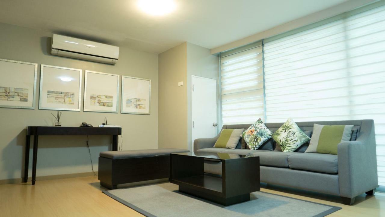 Avant Serviced Suites - Personal Concierge Manila Eksteriør bilde